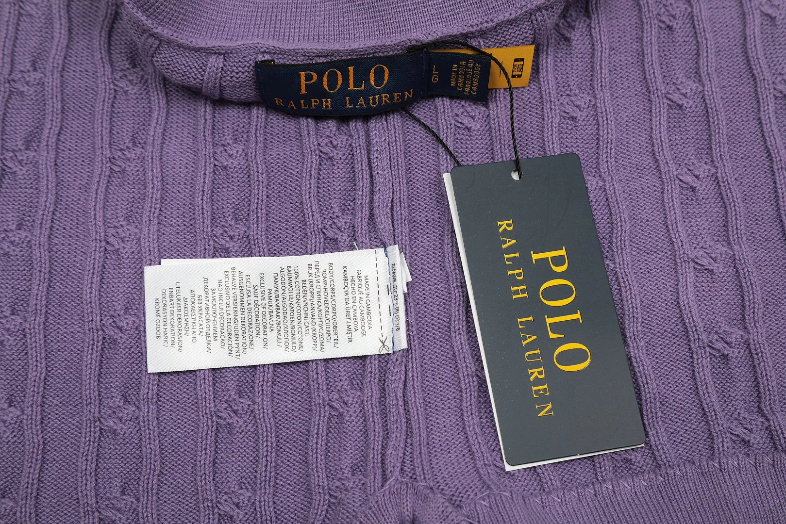🅿️176 "Top quality" Style number: DS022# (not off the shelves all year round) [Ralph Lauren POLO lapel solid color pony embroidered logo knitted short sleeves] ✅Ralph Lauren Ralph Lauren classic basic versatile all-season cardigan knitted short sleeves ✅Main supplier platform live broadcast Wholesale entities Replenish when out of stock Not off the shelves ✅ZP quality 1:1 version Scan the code to enter the GF website Counter quality ✅Details and quality are the only one in Guangzhou. Imported quality cotton yarn focuses on high-end and cost-effective. Needless to say good quality. ✅The version is restored to the original order. The maximum size can be worn up to 160 pounds. Loose, comfortable and stress-free.